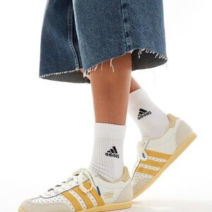 NWT adidas Originals Japan low sneakers in white and yellow